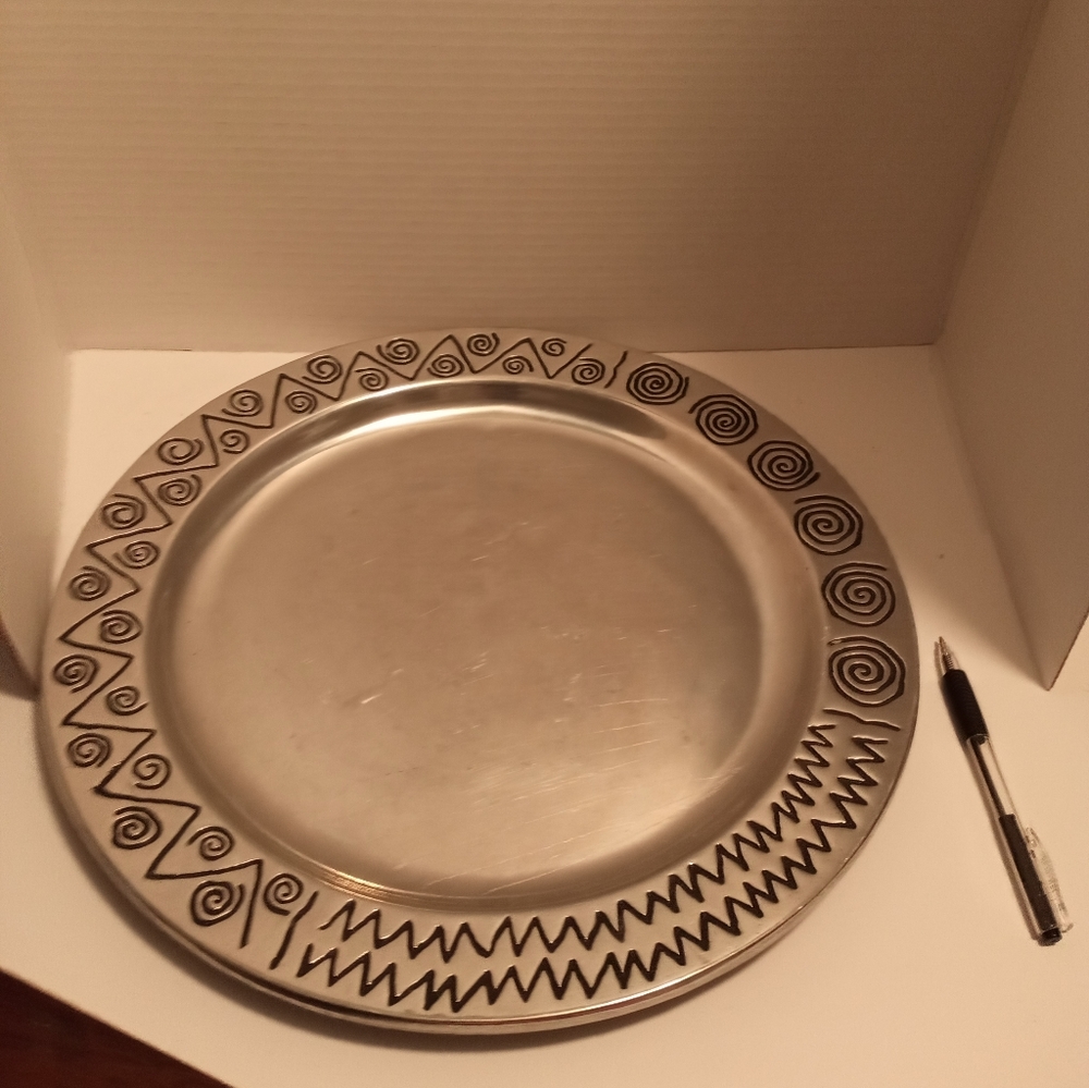 Wilton armetale reggae serving platter